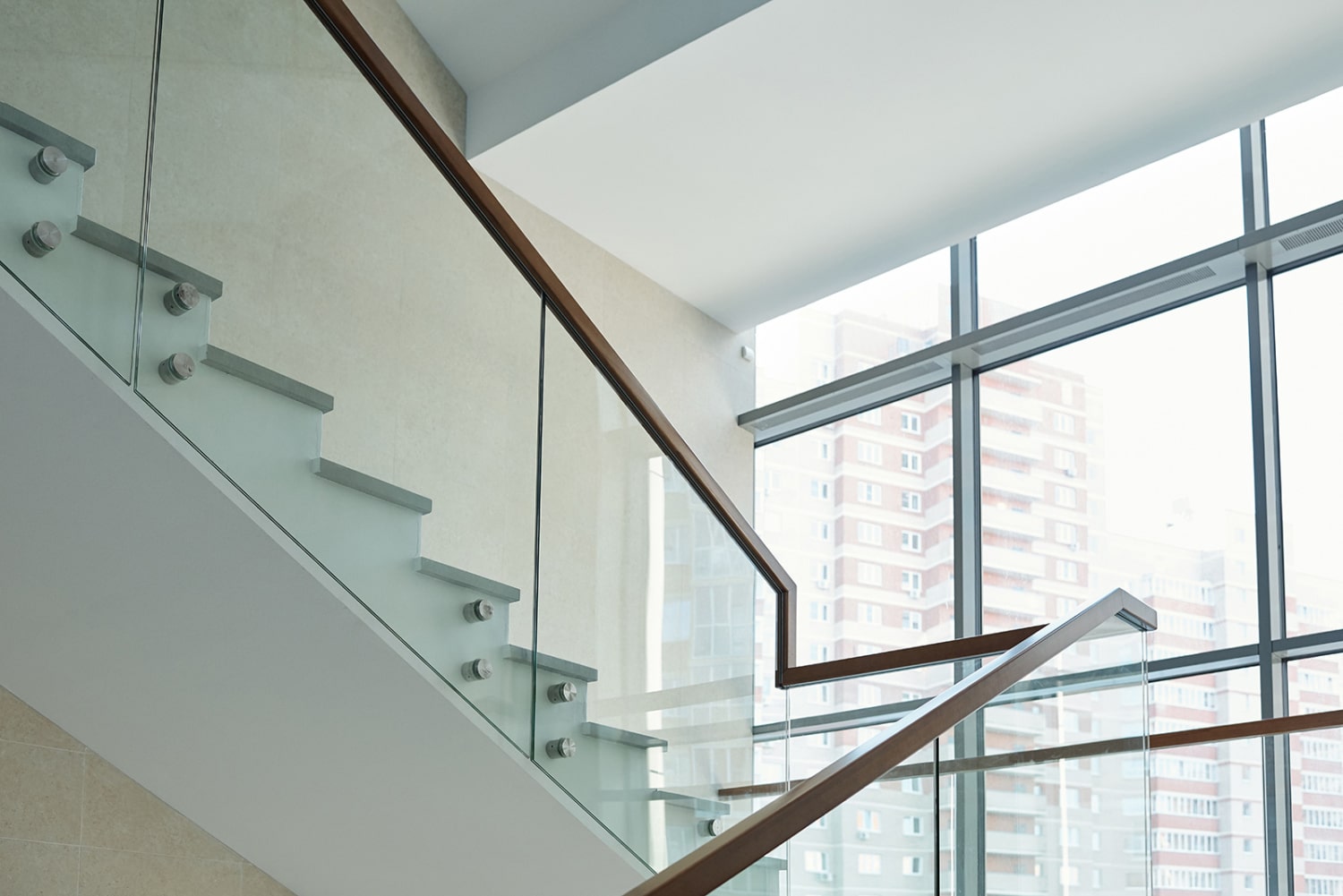 Glass stair balustrades installed